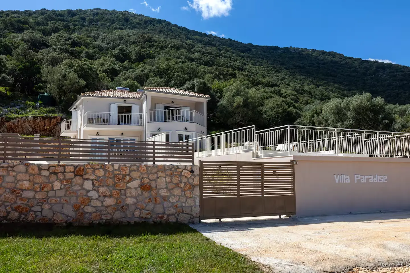 Paradise Villa 2 External